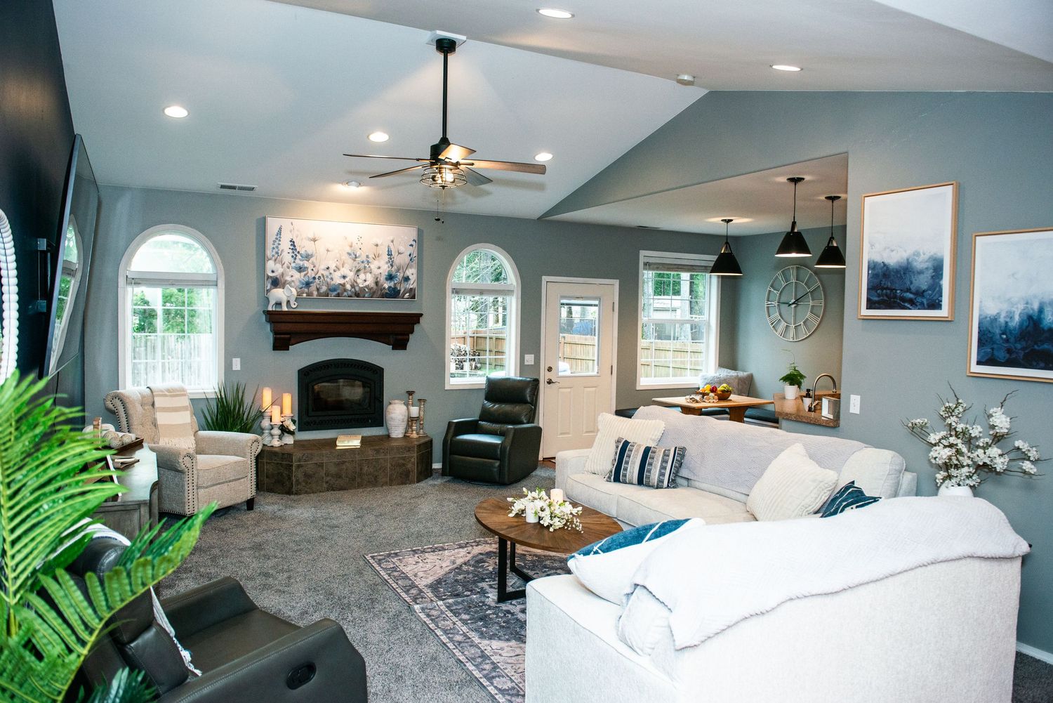 Charlotte Ann Photography - Real Estate Photography. Pacific Northwest Photographer. Forks, Washington Photographer.