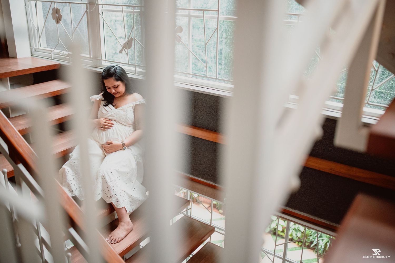 maternity shoot in trichy captured by Jeno Photography