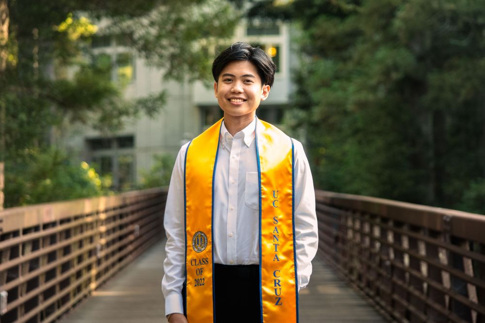UCSB Graduation Photos Photographer Tai Dakin Santa Barbara Goleta Isla Vista