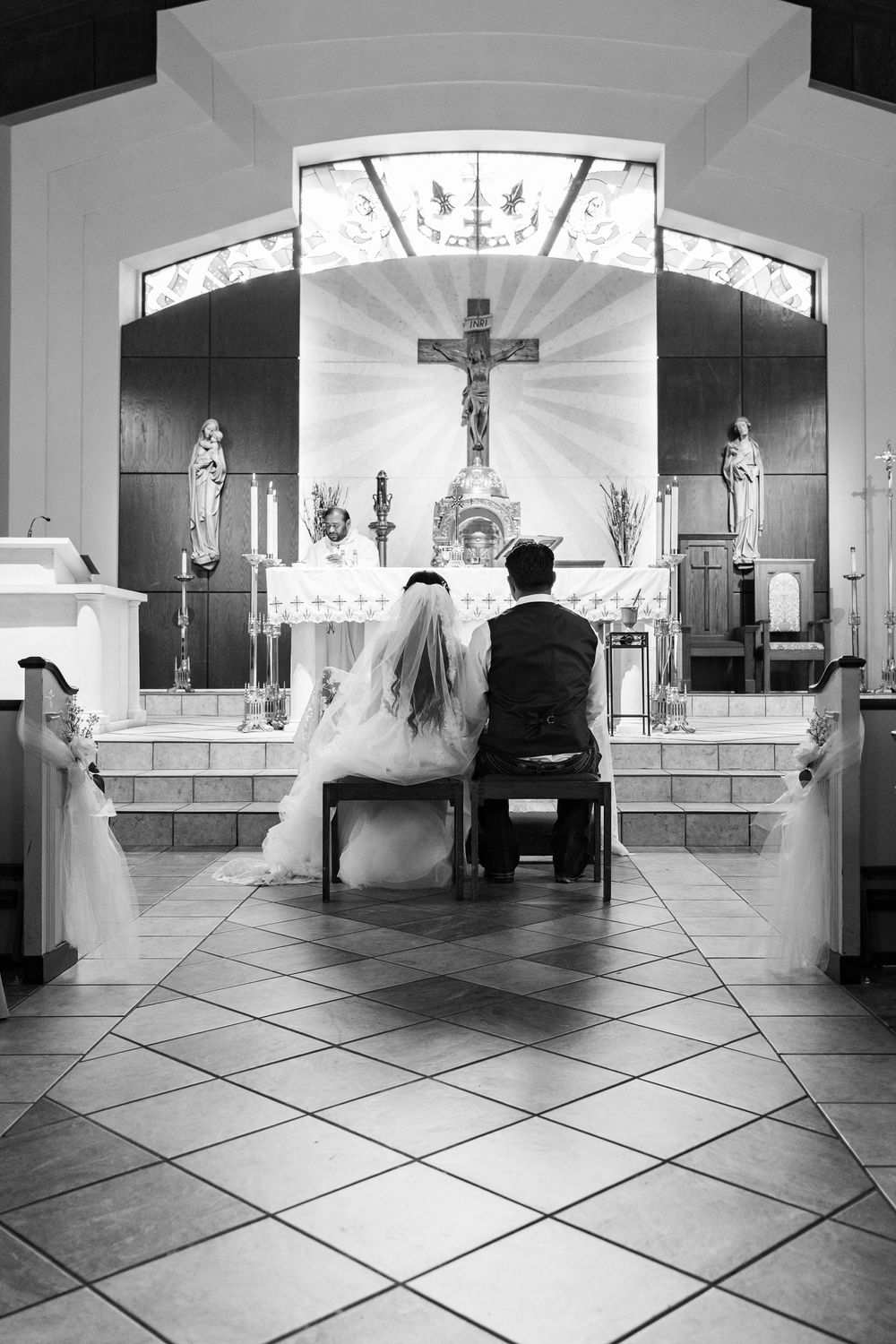 midland tx wedding photographer photographers midland tx west texas wedding photographer midland odessa weddings bride and groom isle church