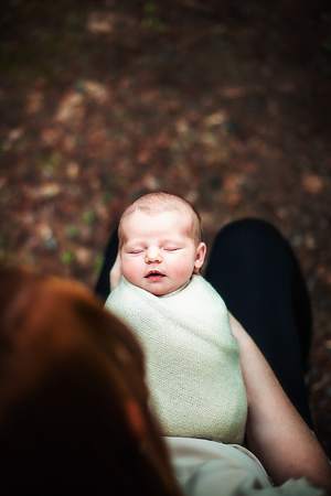 Nanaimo Outdoor Newborn Photography - Little Ginger Photography in Nanaimo, BC on Vancouver Island. Newborn Photographer in Nanaimo BC.