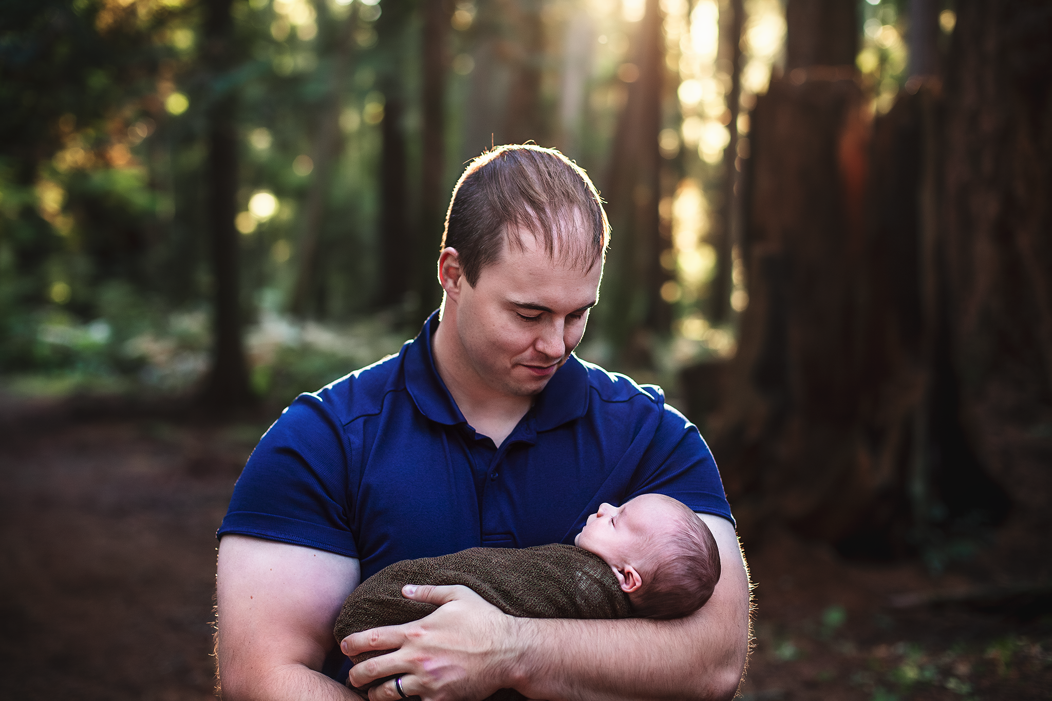 Nanaimo Outdoor Newborn Photography - Little Ginger Photography in Nanaimo, BC on Vancouver Island. Newborn Photographer in Nanaimo BC.