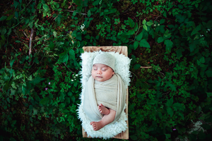 Nanaimo Outdoor Newborn Photography - Little Ginger Photography in Nanaimo, BC on Vancouver Island. Newborn Photographer in Nanaimo BC.