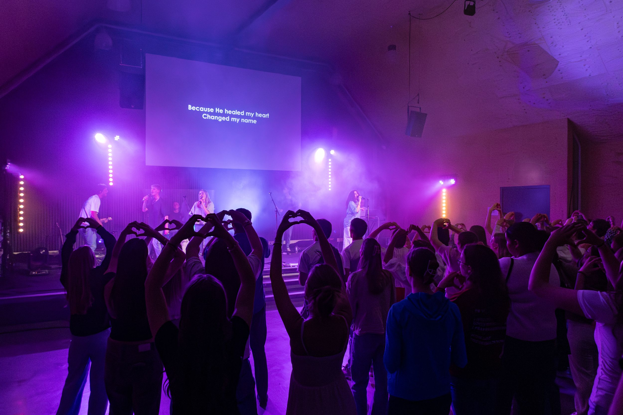 Youth Impact - Byjorinapeene
Aanbiddingsavond Rotterdam