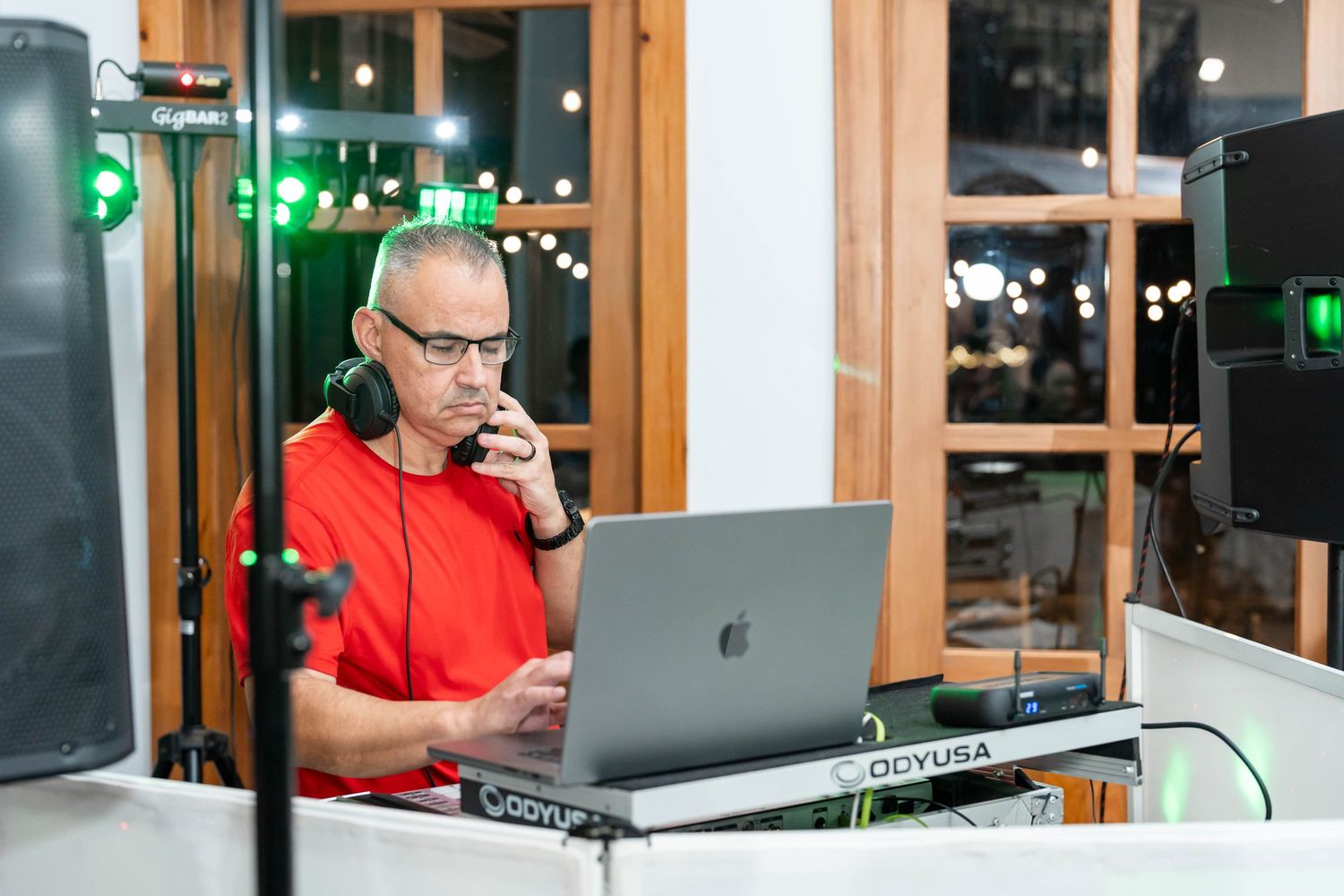 dj