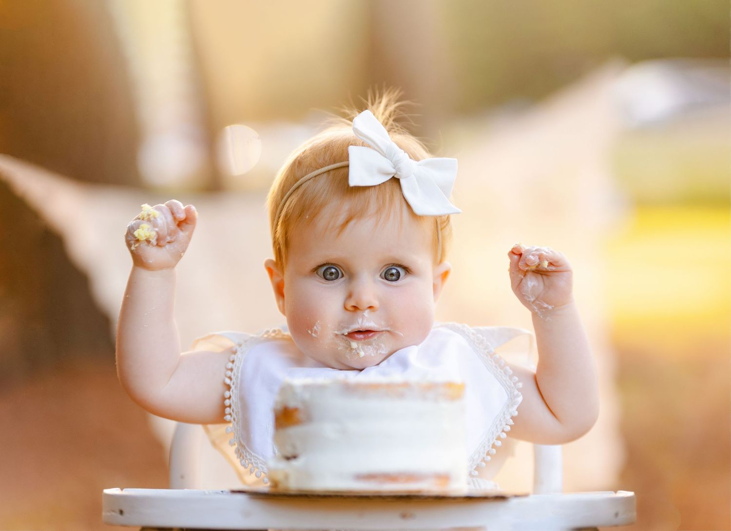 Girl looking at cake. Greenville sc newborn photographer, Easley sc newborn photographer, Upstate sc newborn photographer