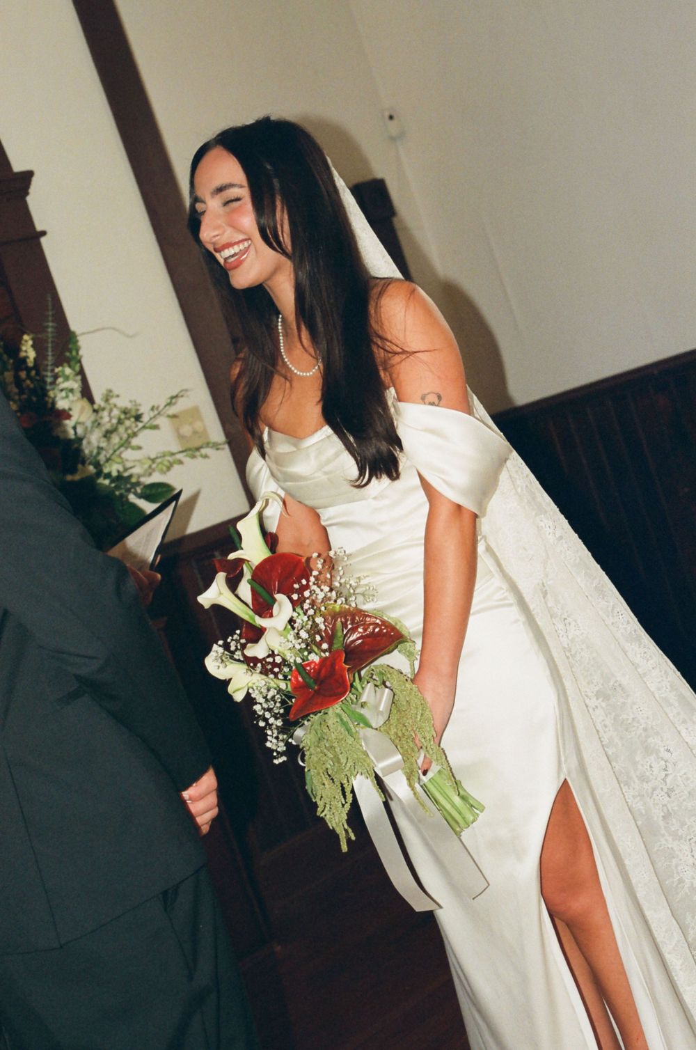 A bride in a white off-shoulder wedding dress holds a bouquet and smiles during a candid wedding photo sequence.