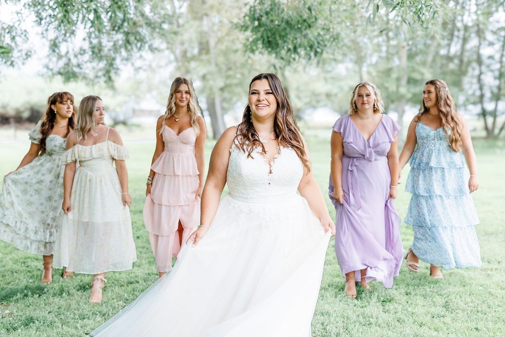 Summerland and Penticton Wedding photographer.  South Okanagan weddings.  Vineyard weddings.