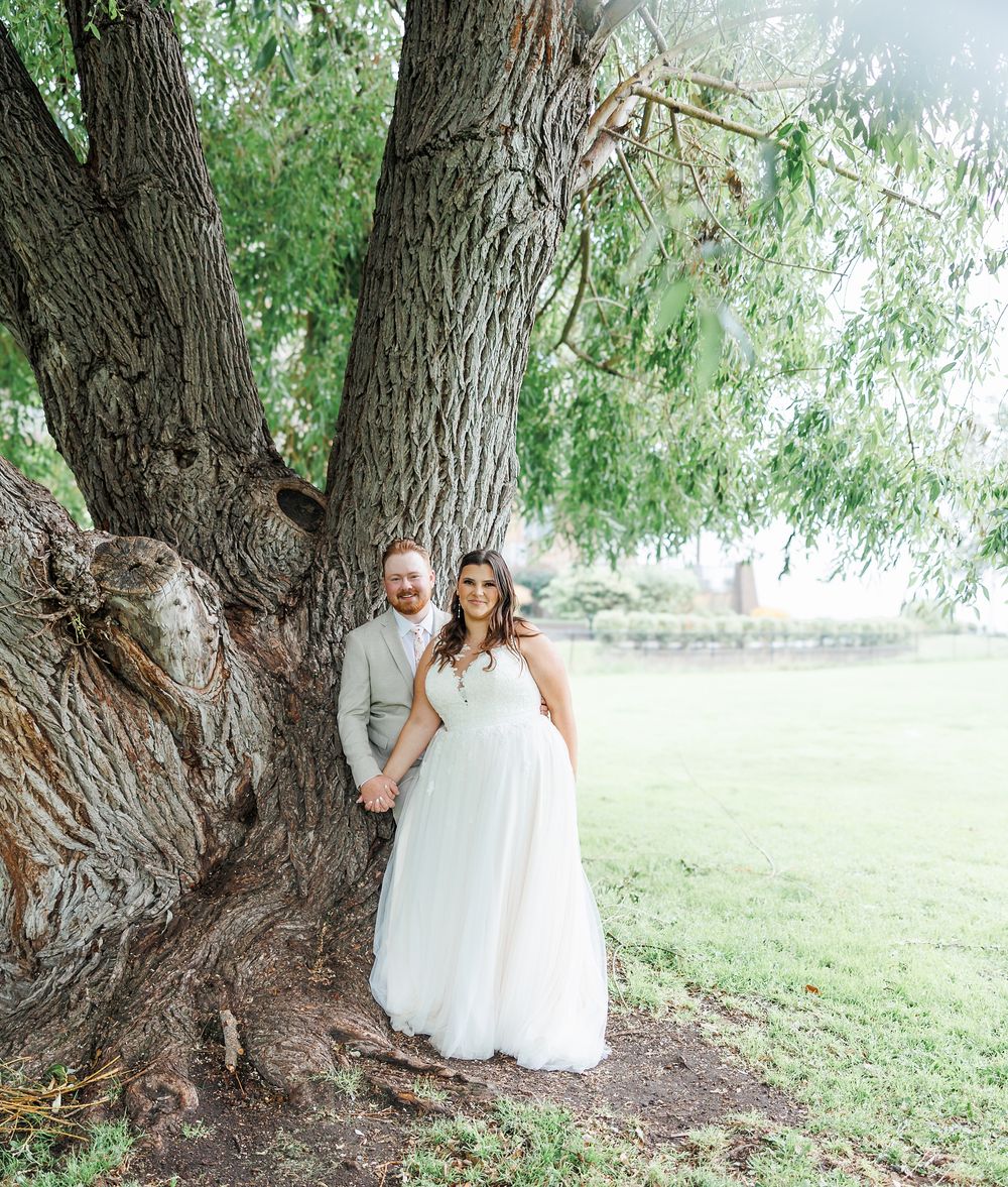 Summerland and Penticton Wedding photographer.  South Okanagan weddings.  Vineyard weddings.
