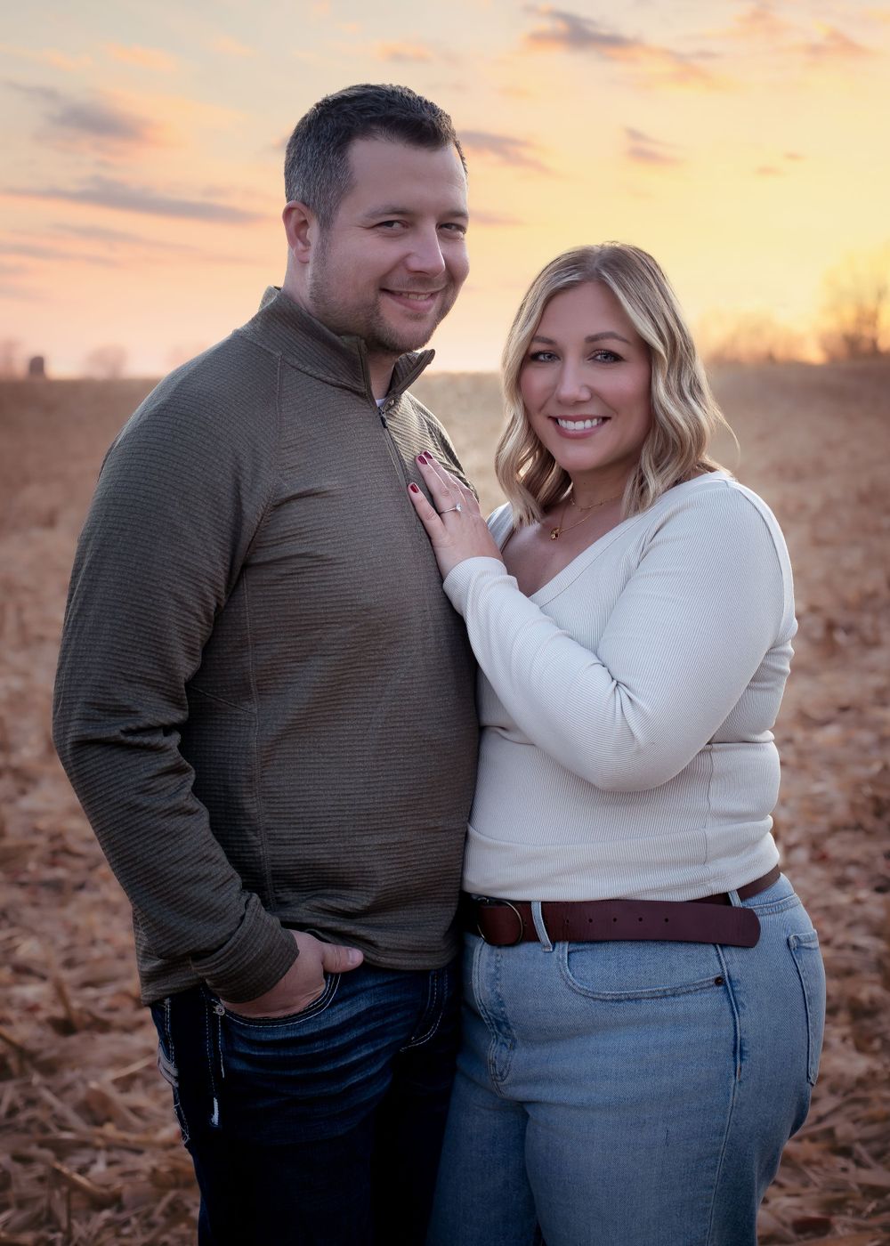family photographer outdoors natural light fall Jessica Roth Photography Janesville Wisconsin Professional Photographer dogs welcome