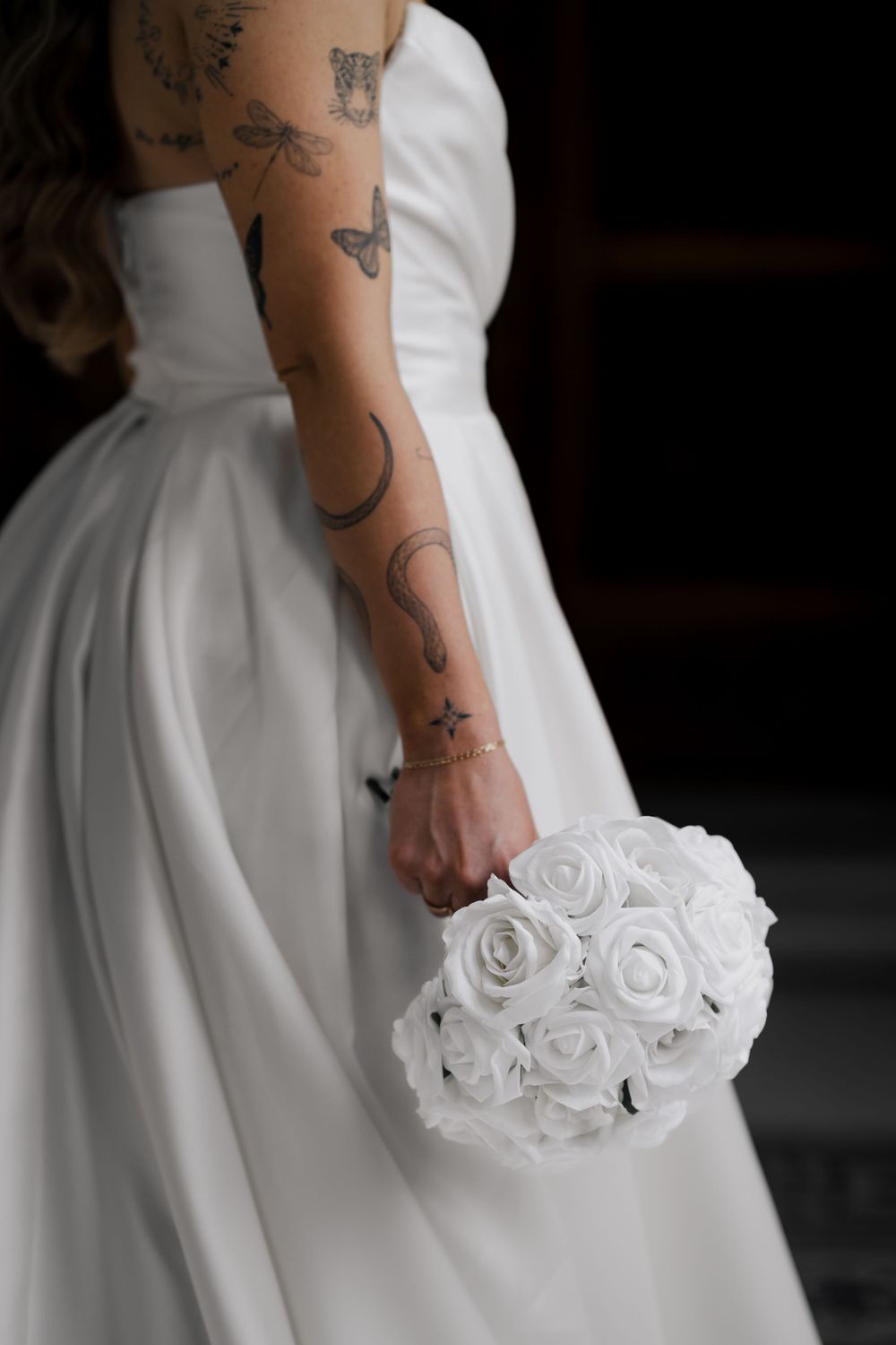 Melbourne's premier wedding photographer blending timeless elegance with modern romanticism. Melbourne parliament house wedding photography