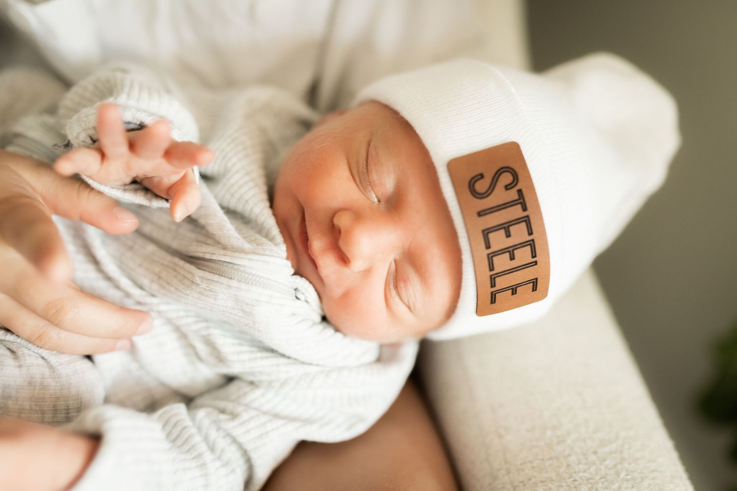 Lifestyle newborn photography in Kingwood – close-up of baby