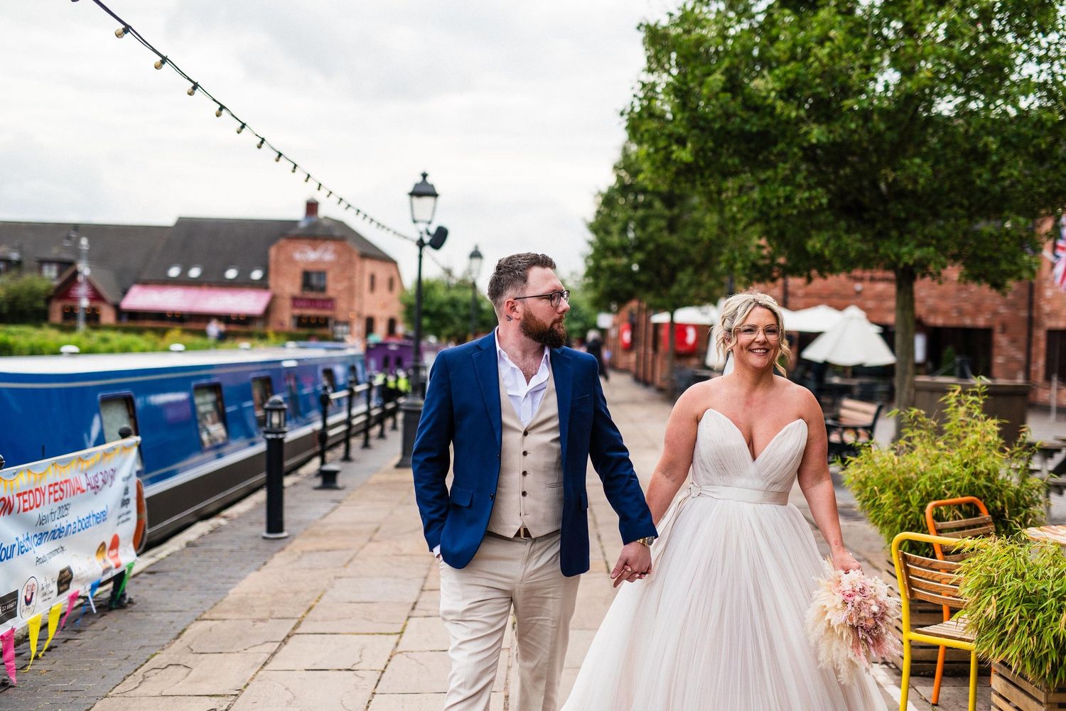 Natural and relaxed budget-friendly wedding photography at The Crows Nest, The Waterfront, Barton Marina