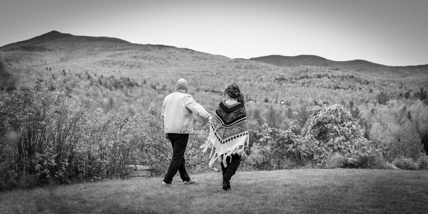 Meilleur photographe de mariage du monde à Sutton, atmosphère éditorial et vignes. session photo d'anniversaire de mariage uniques.