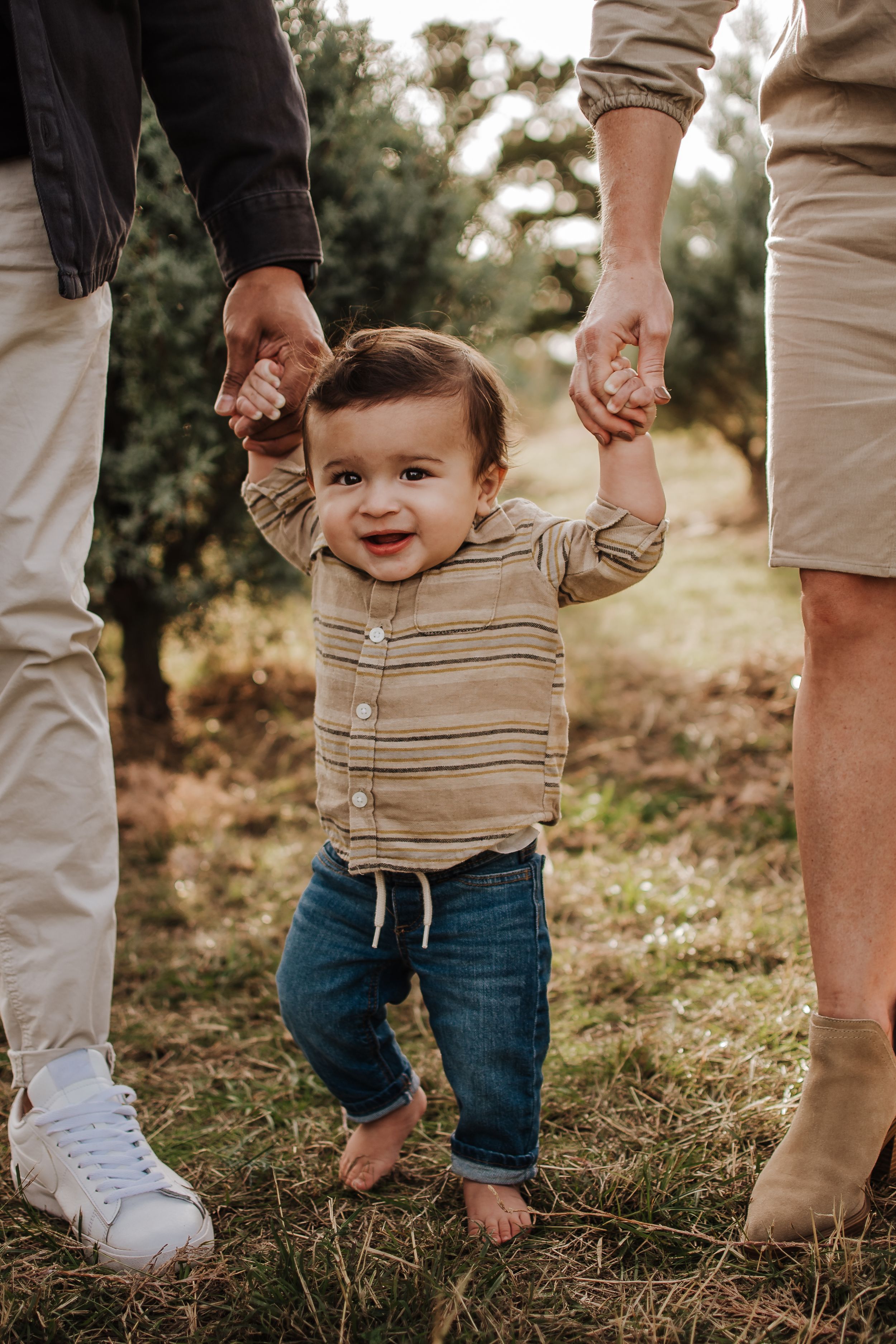 Natural Christmas tree farm mini session with Fort Worth photographer