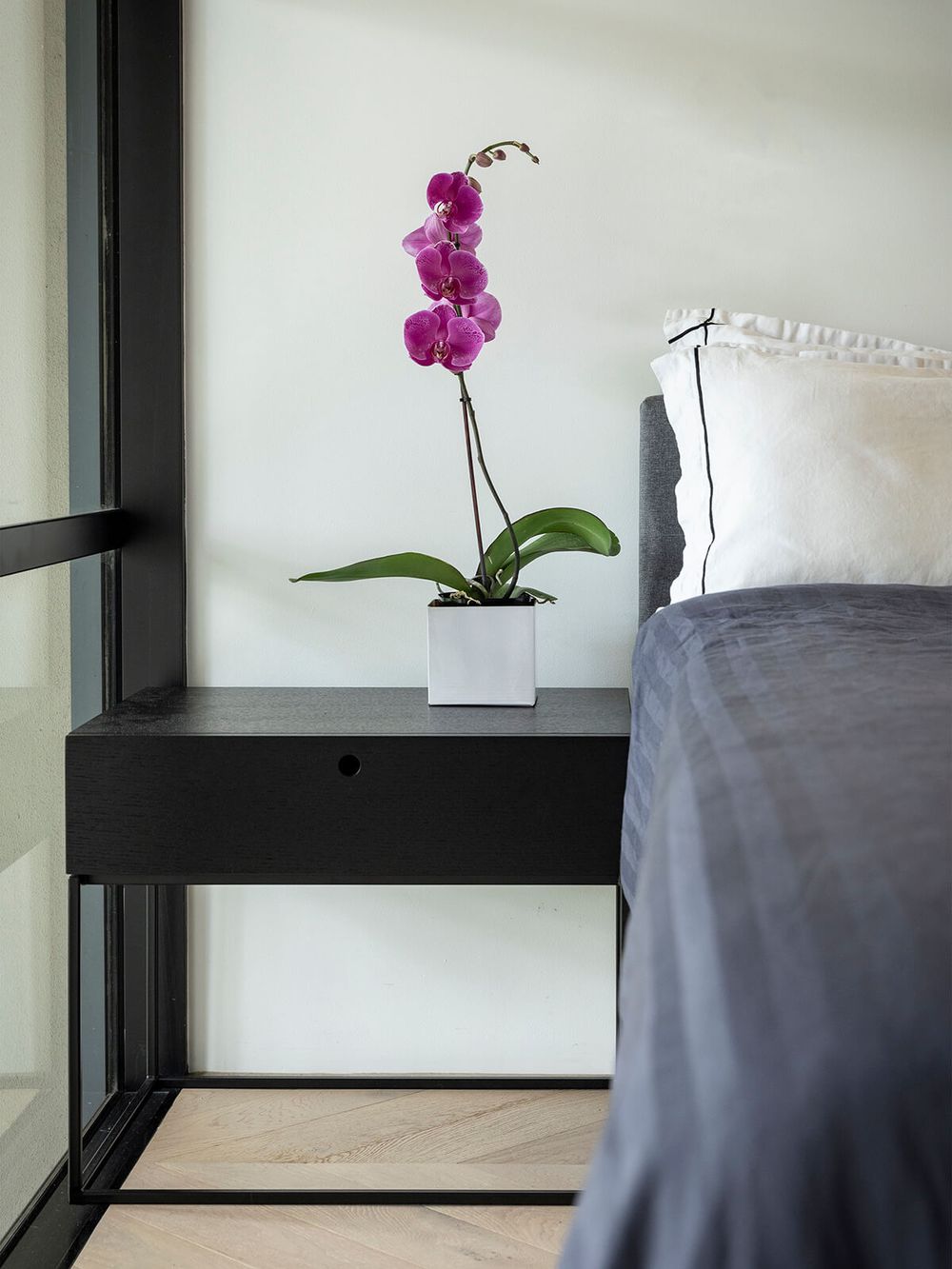 Richardson and Wrench Double Bay
Bedroom lifestyle