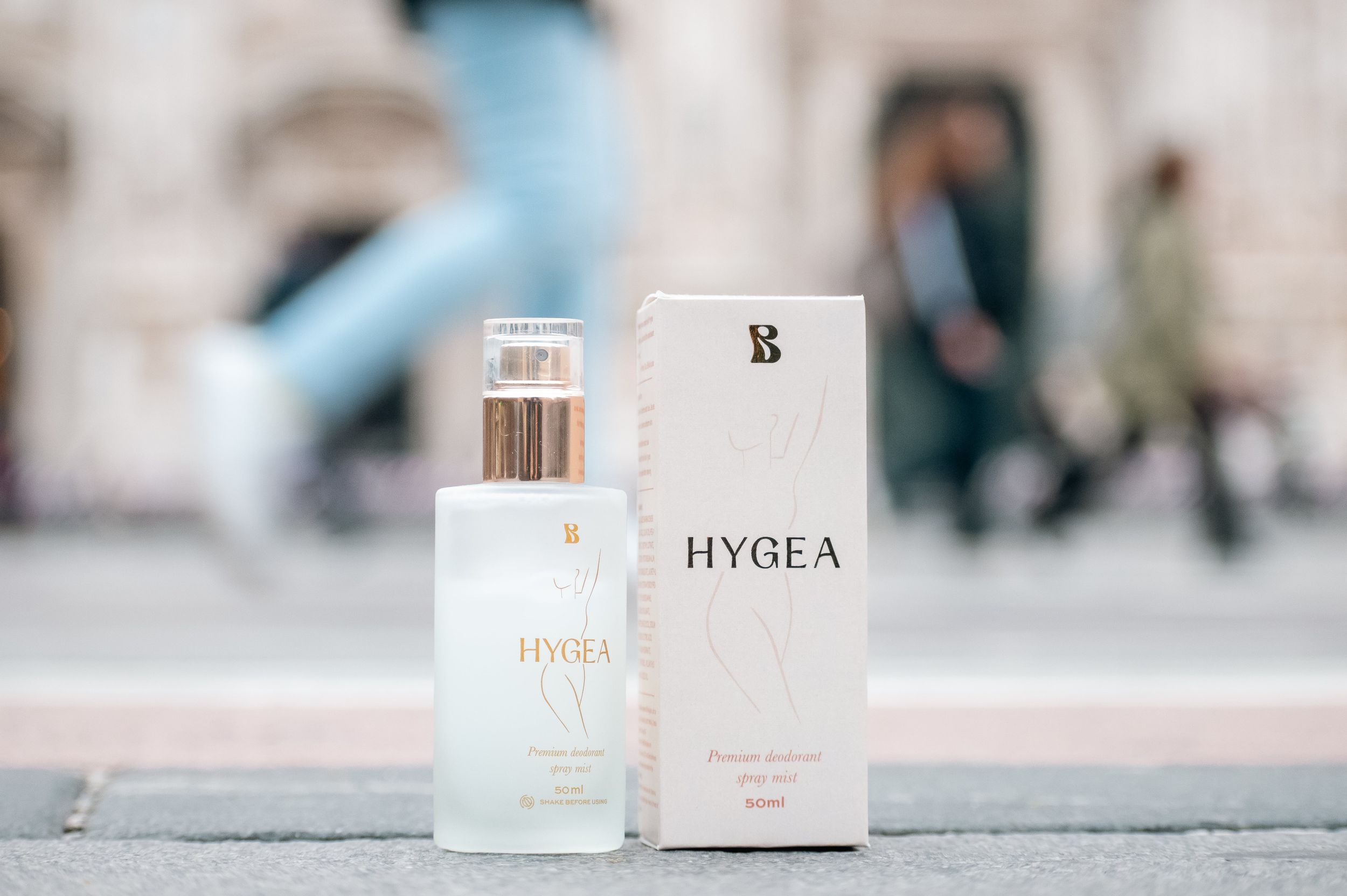 Professional product photography in Milan. Capture stunning, detail-rich images with an urban aesthetic that sets your brand apart.