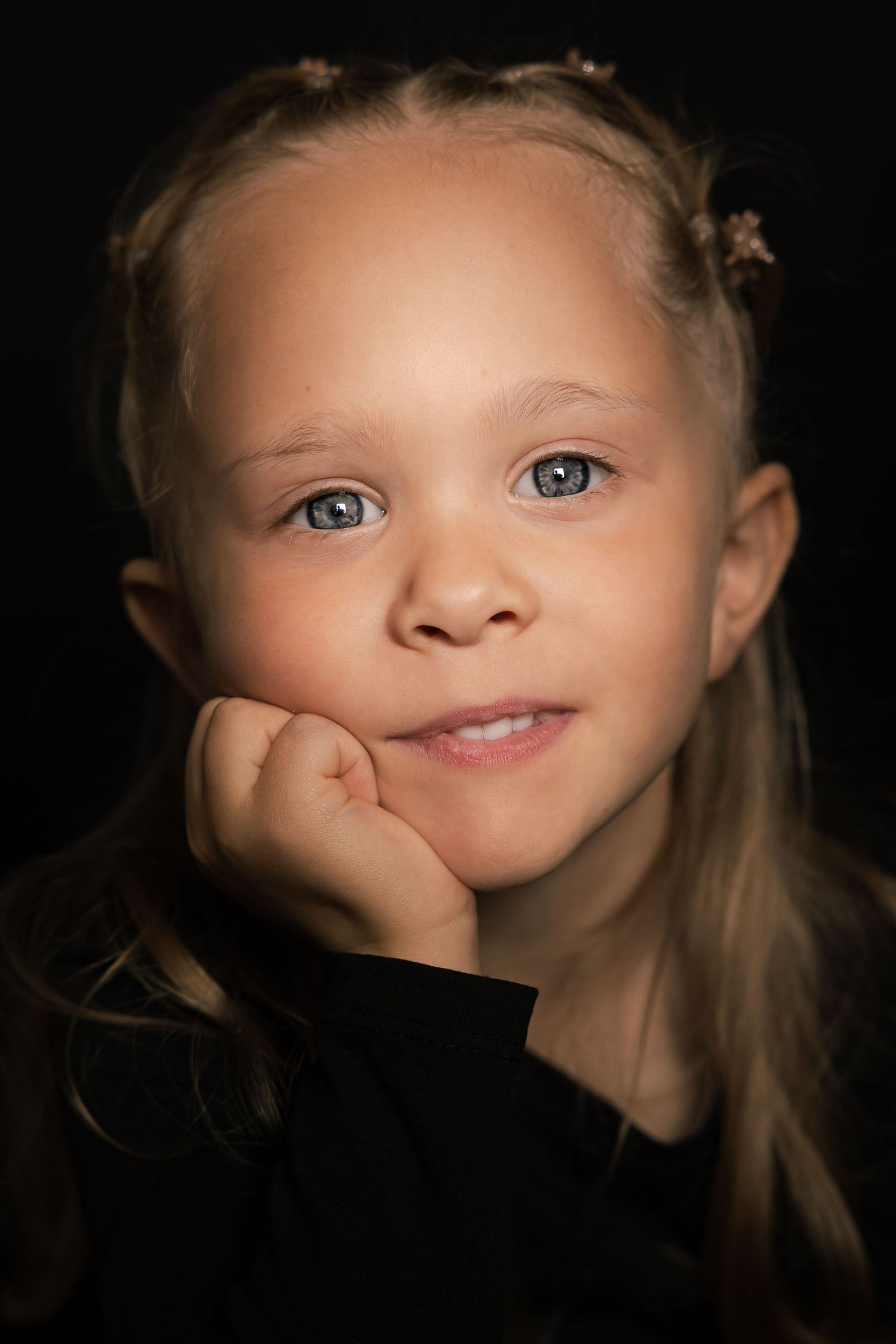 portretfotografie, portretfotograaf portret fotoshoot
portretsessie portretfoto Limburg, kinderfotograaf
Fine art portretfoto kinderportret,