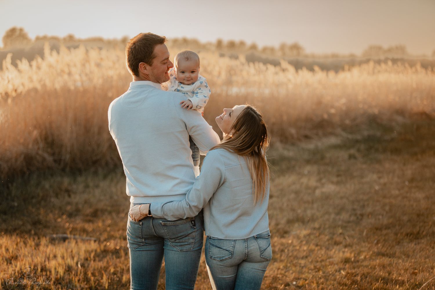 photographe de grossesse et de famille en belgique photos naturelles