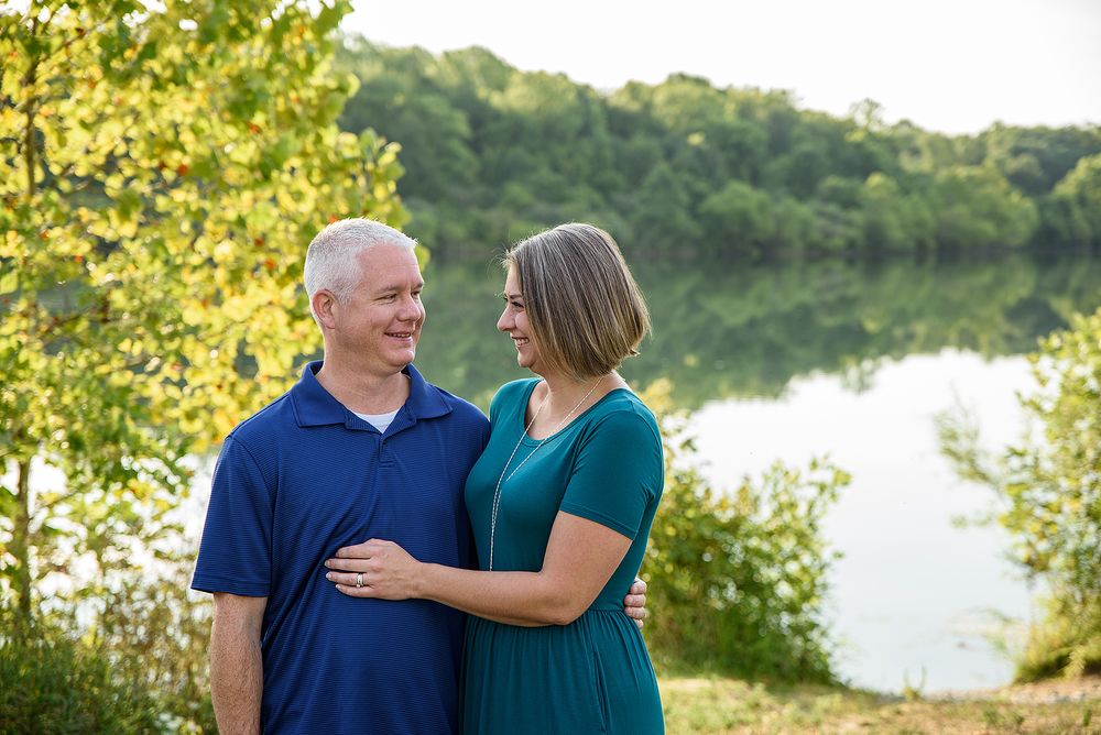 Lafayette Indiana photographer, Delphi Indiana photographer, family photographer. family photos, couple photos