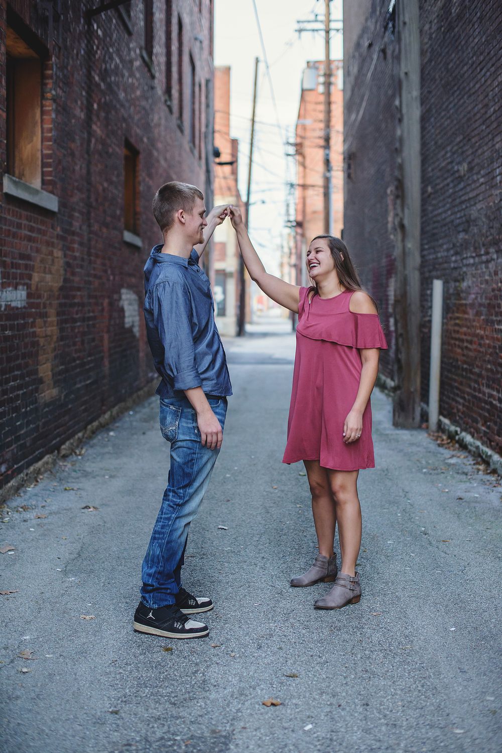 Lafayette Indiana photographer, Delphi Indiana photographer, family photographer. family photos, couple photos