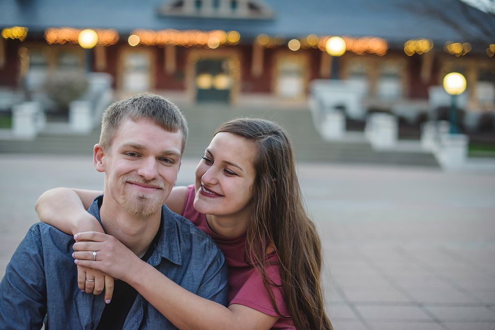 Lafayette Indiana photographer, Delphi Indiana photographer, family photographer. family photos, couple photos