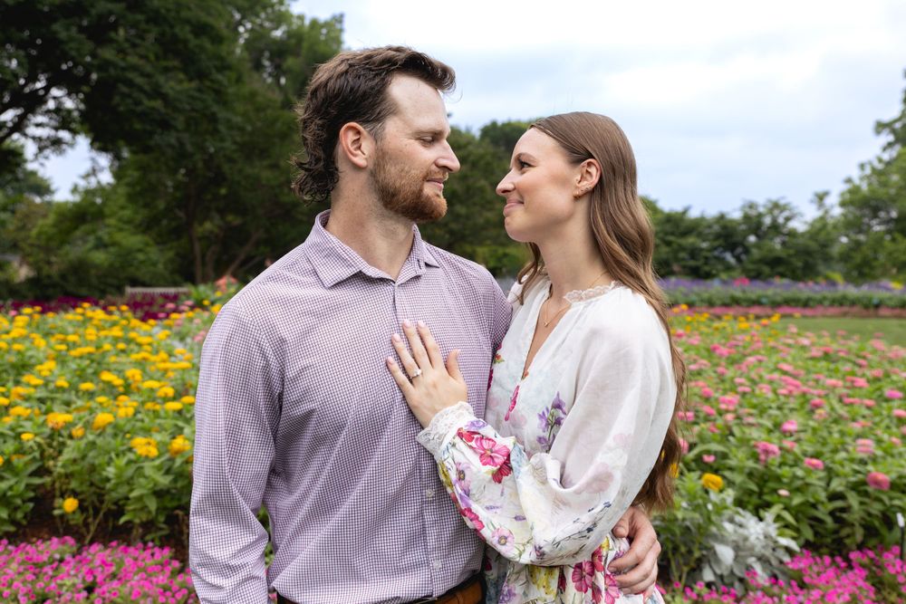 Dallas Fort Worth surprise proposal and engagement photographer, Dallas Arboretum