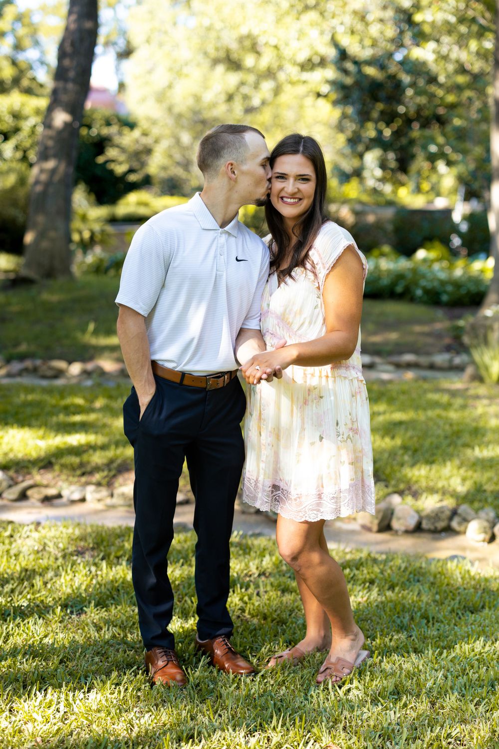 Dallas Fort Worth surprise proposal and engagement photographer, Dallas Arboretum