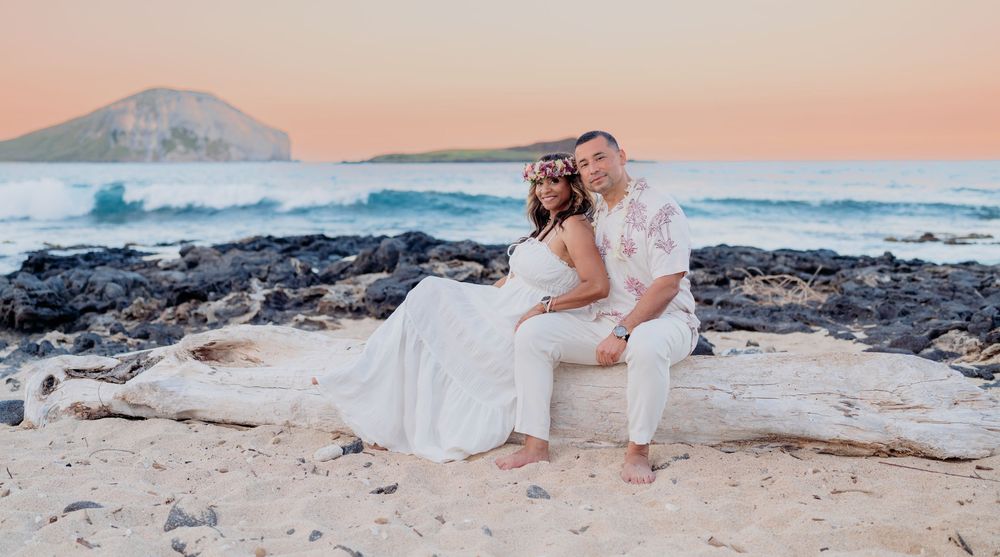 Hawaii Oahu sunrise sunset beach proposal engagement couple family photoshoot photography