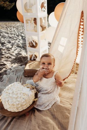 #caksmash #kinderfotograaf #1jaar #cakeshoot #lommel #fotograaf #fotografie #pelt #belgie