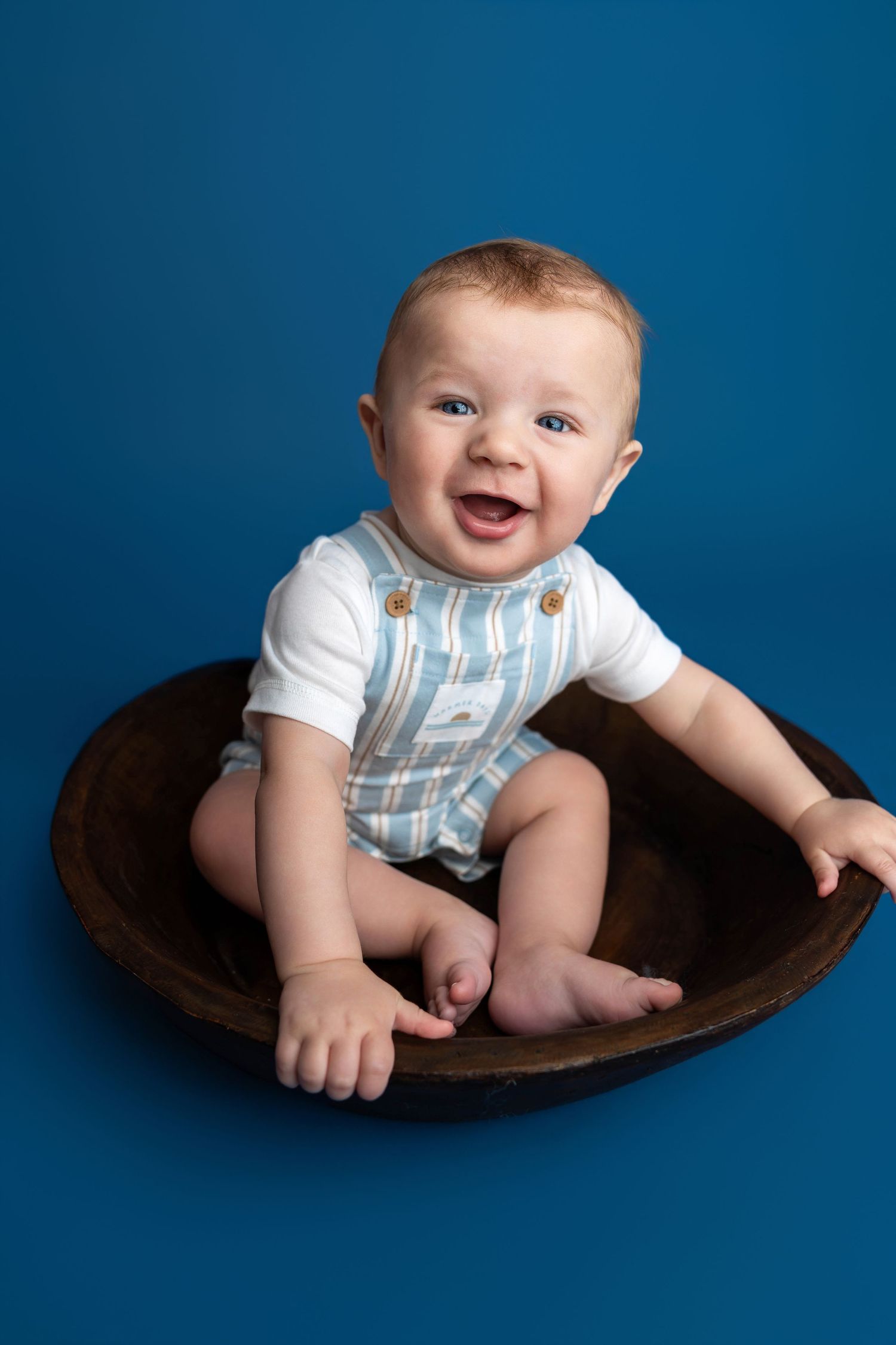 6 month milestone photography session
