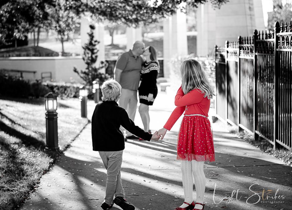 Family photo session in creative colors.