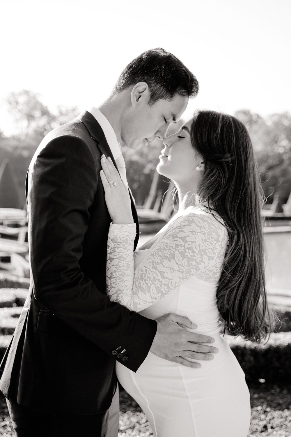 Photographe de mariage à Poissy les yvelines Photo de couple à poissy  mariage élégant à poissy les yvelines