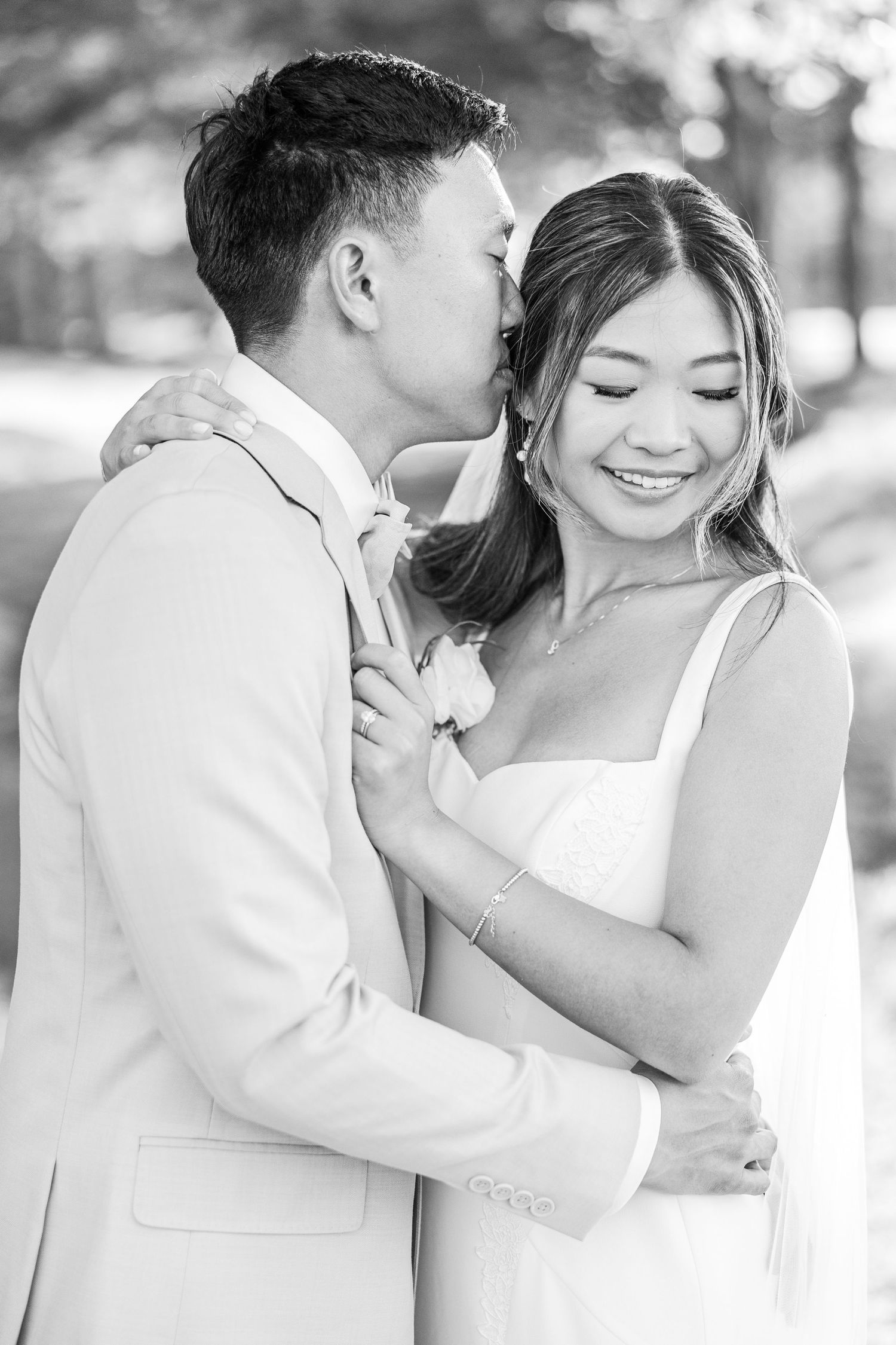 Dominion valley country club wedding pictures