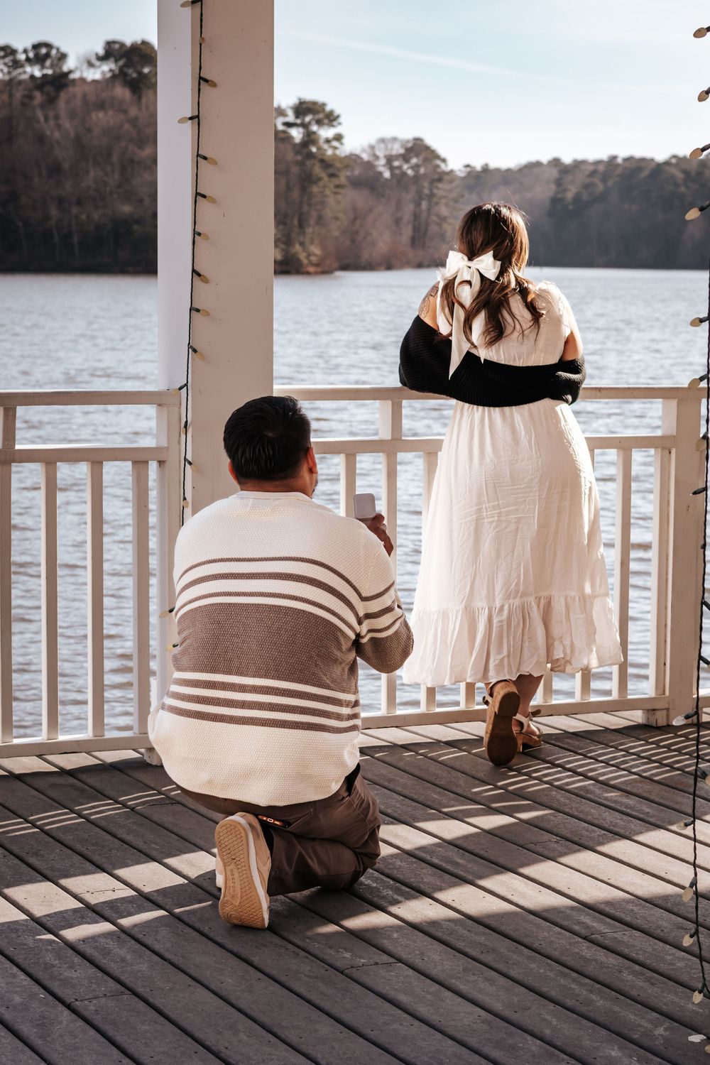 a man proposing to a women
