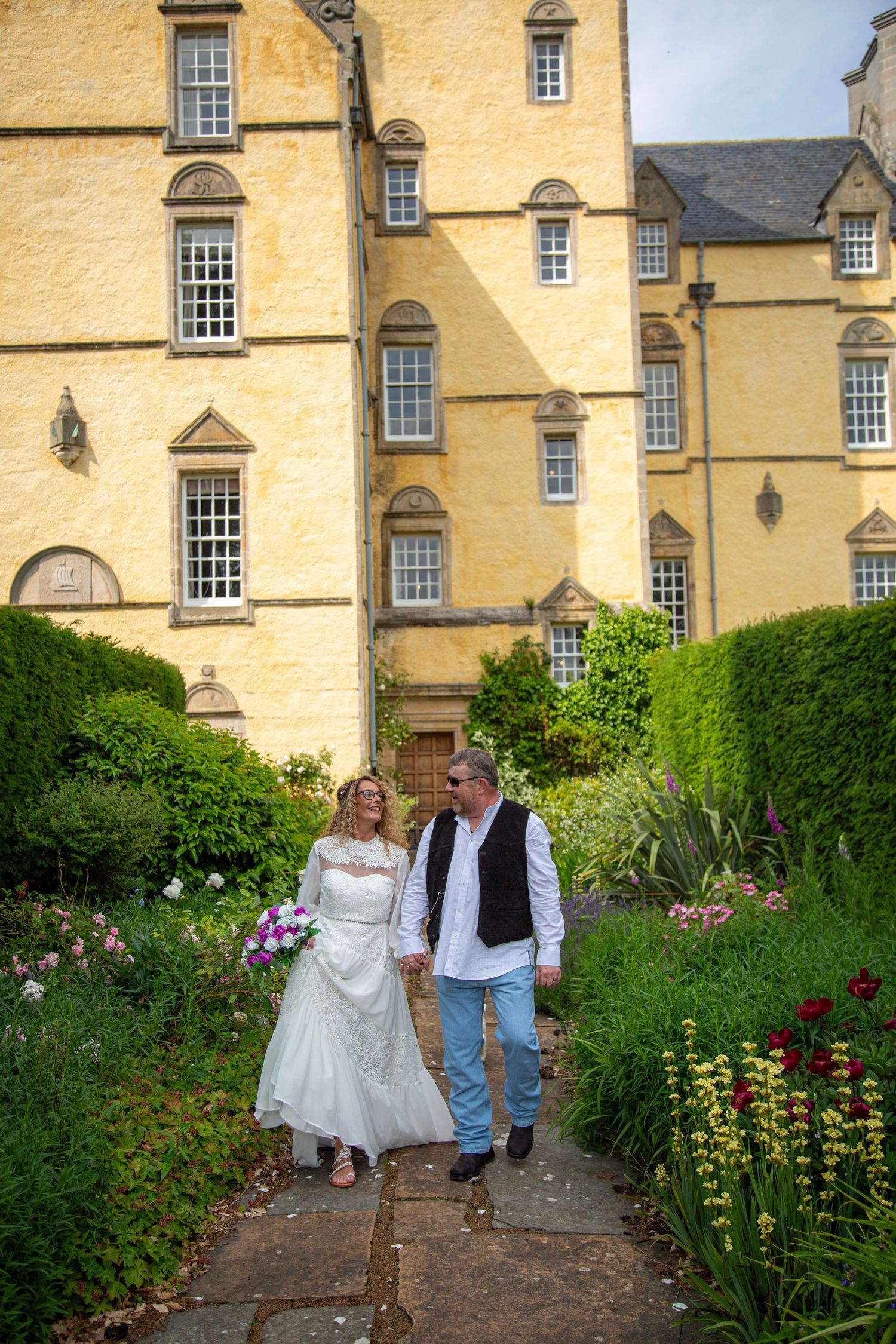 bride and groom at Innes house