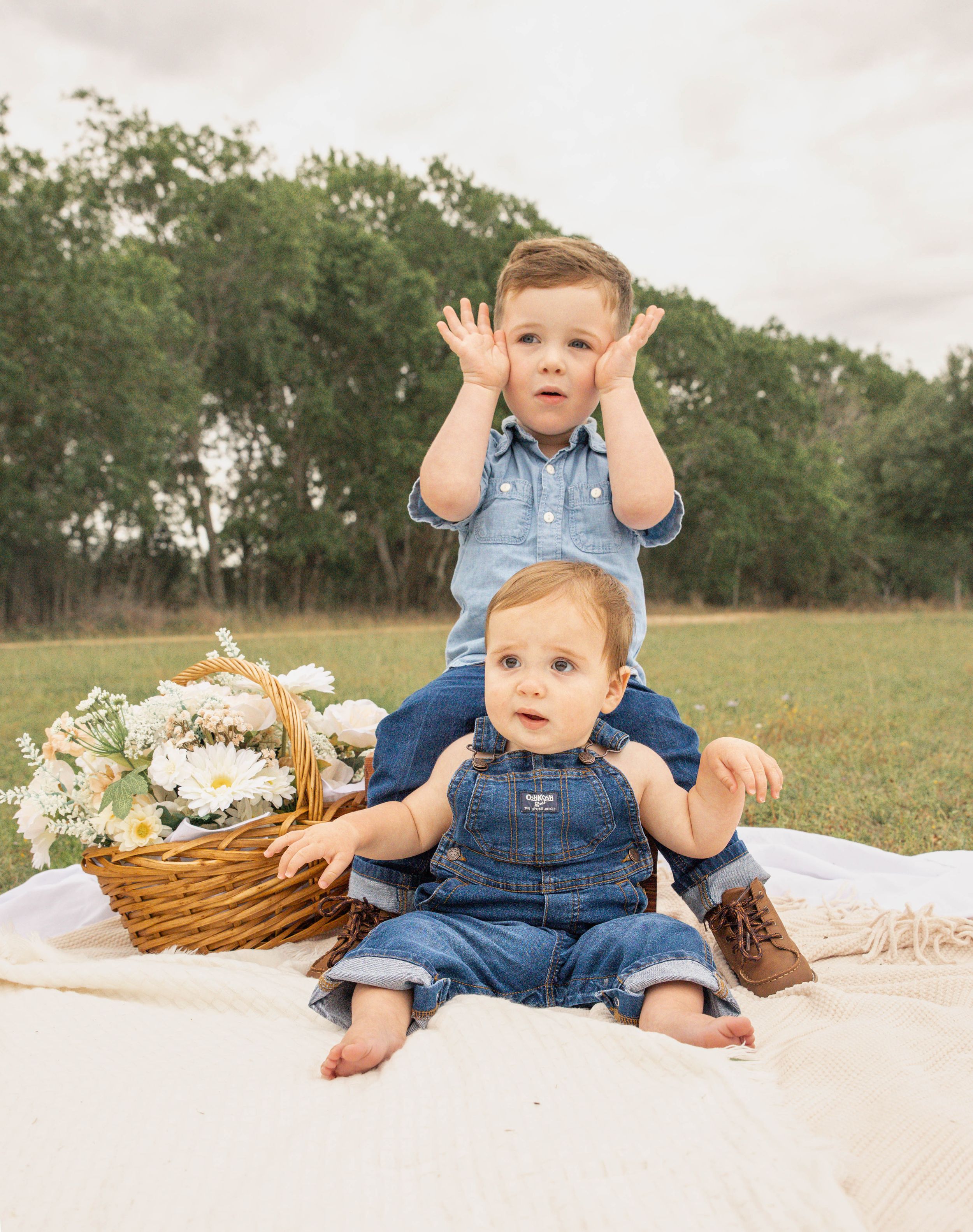Family photography session in The Woodlands, Texas