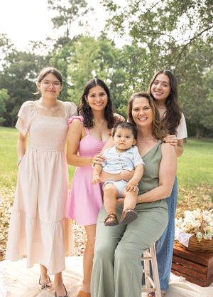 Family photography session in The Woodlands, Texas