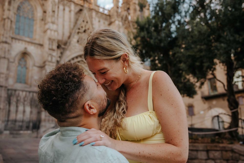 Casa Vicens Gaudí couple photos