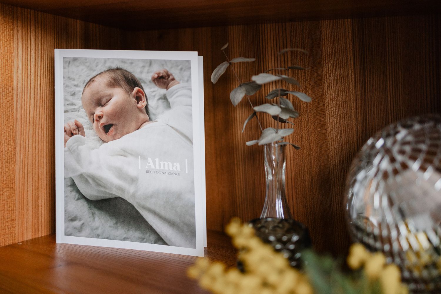 experience livre de naissance artisanale, une idee cadeau naissance pleine de sens et d'emotion