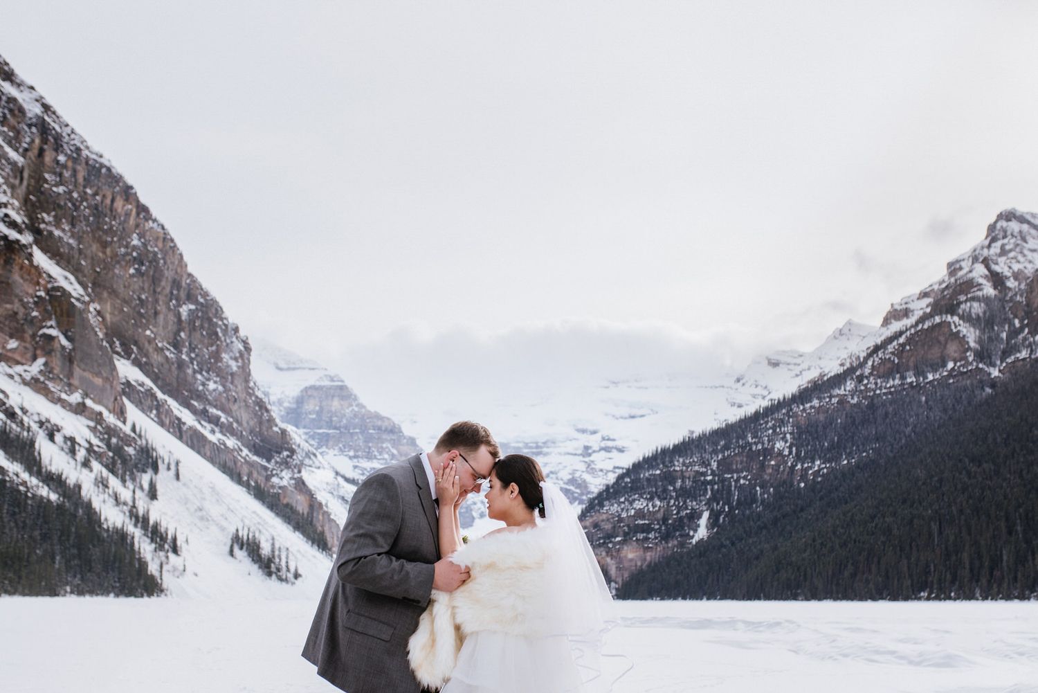 Lake Louise winter wedding