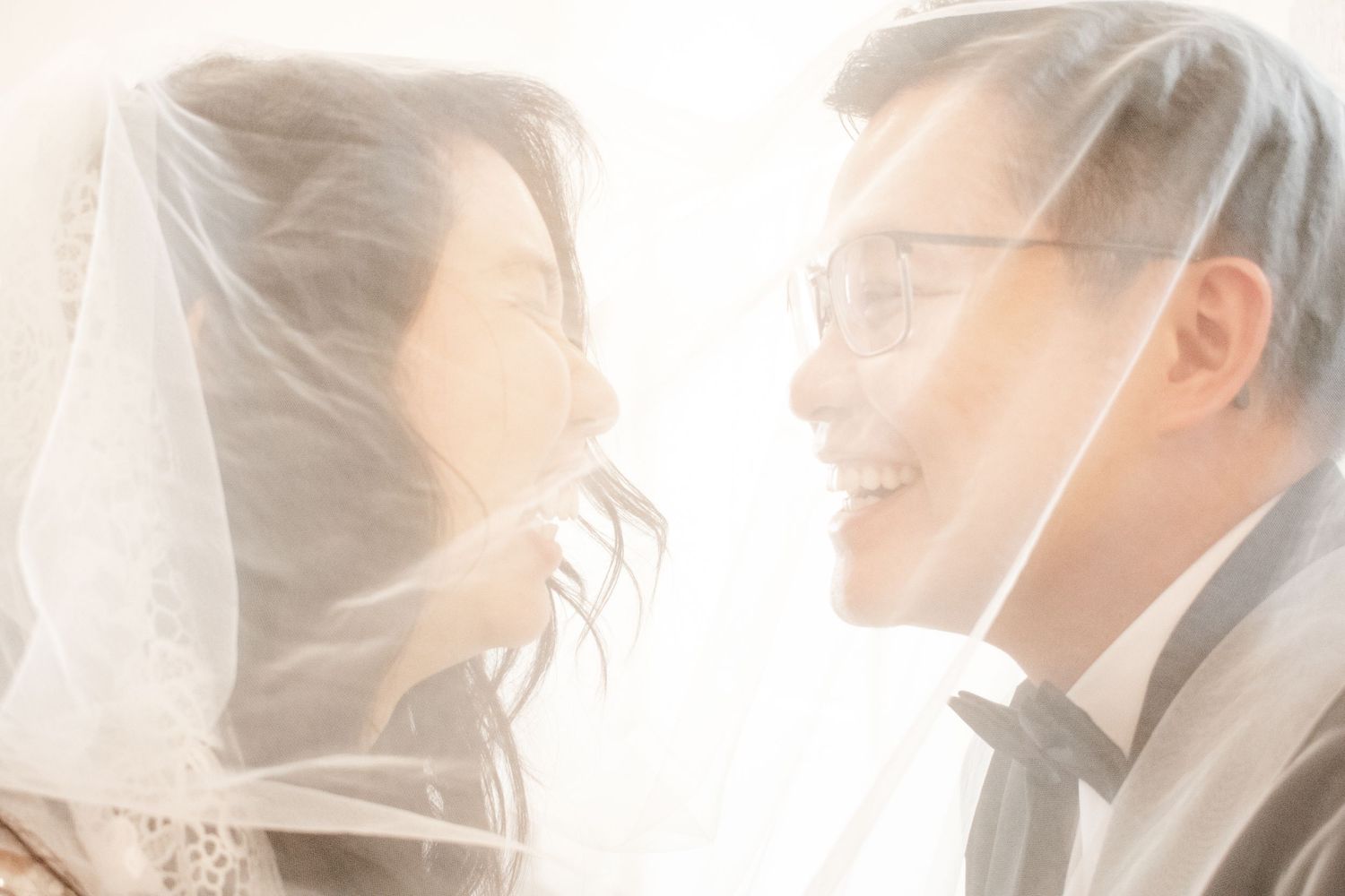 romantic, timeless, natural, and airy wedding photography