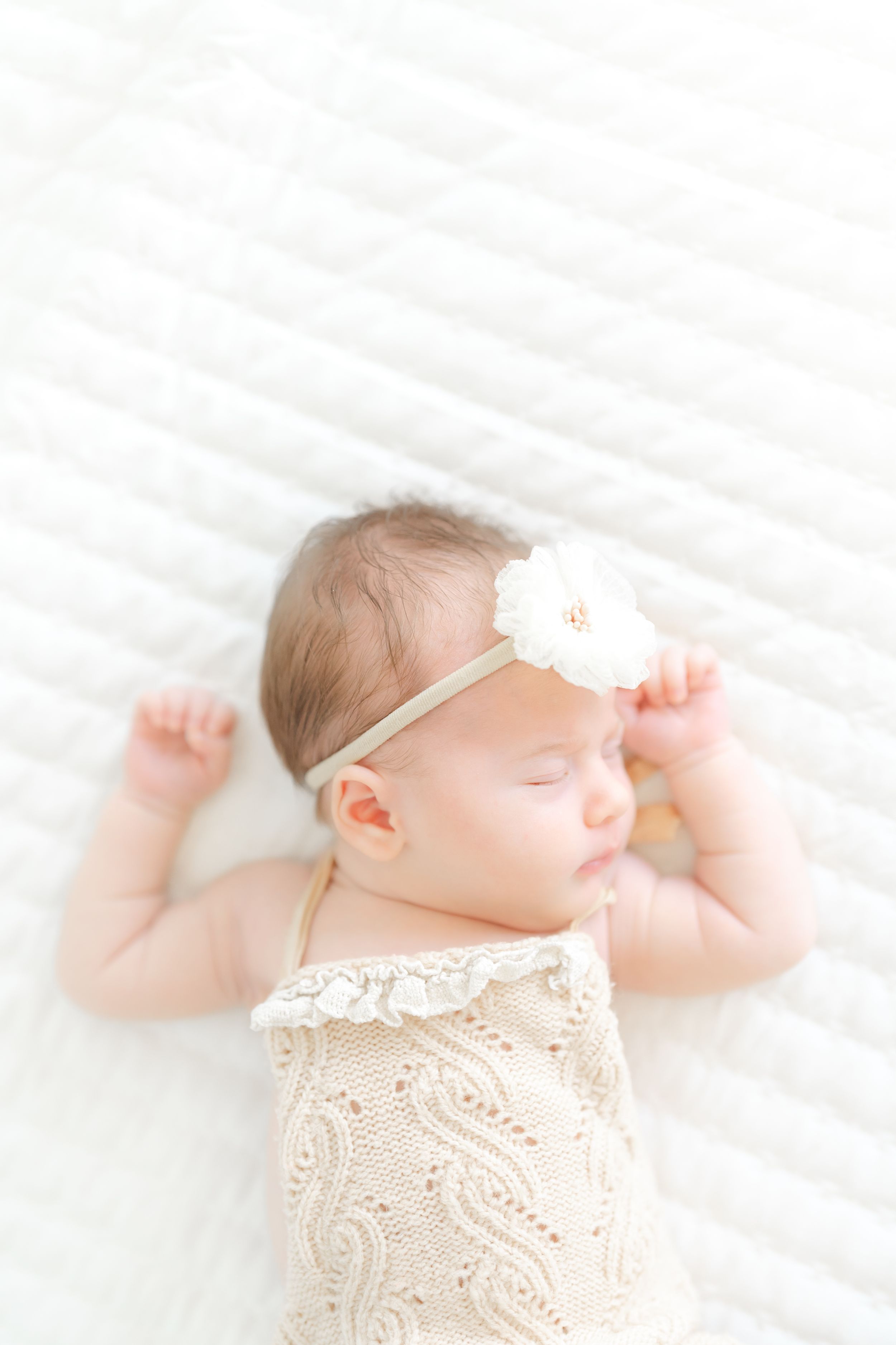 newborn photoshoot done by aleisa Rachelle photography in st. Pete, Tampa, clearwater, baby girl sleeping peacefully