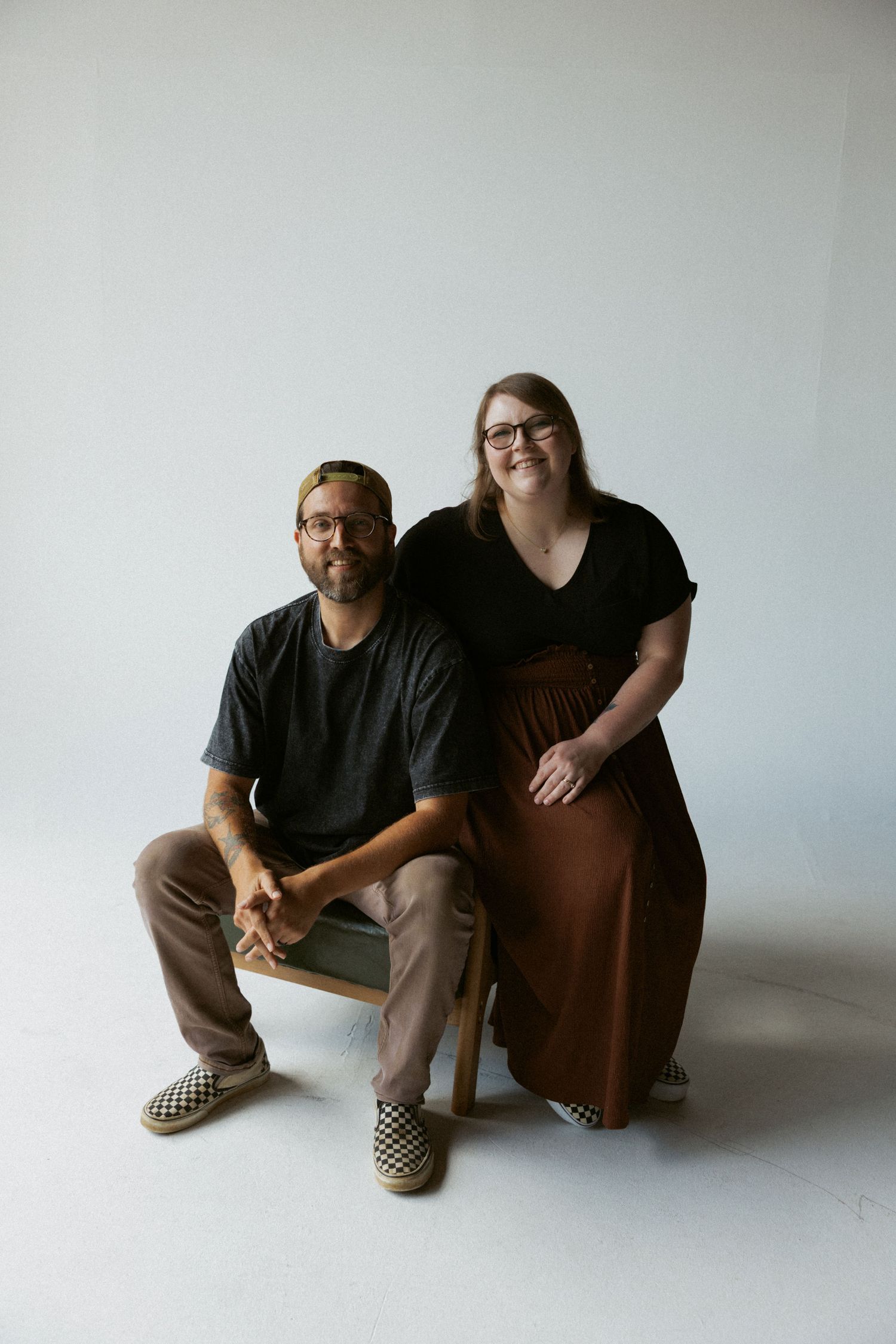 caleb & jeri shaver (owners) with family
