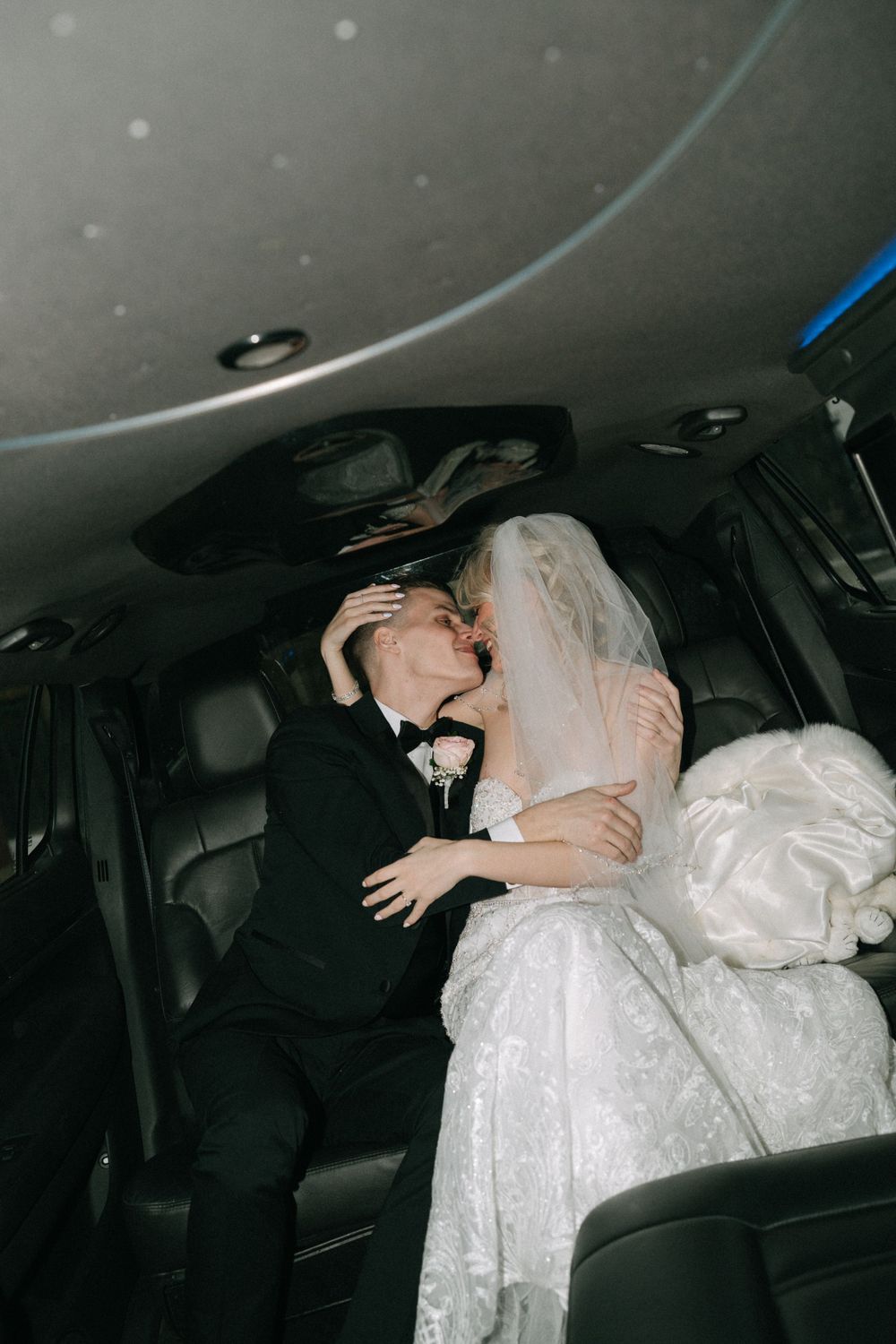 detroit wedding photographer, detroit weddings, michigan wedding photographer, michigan weddings