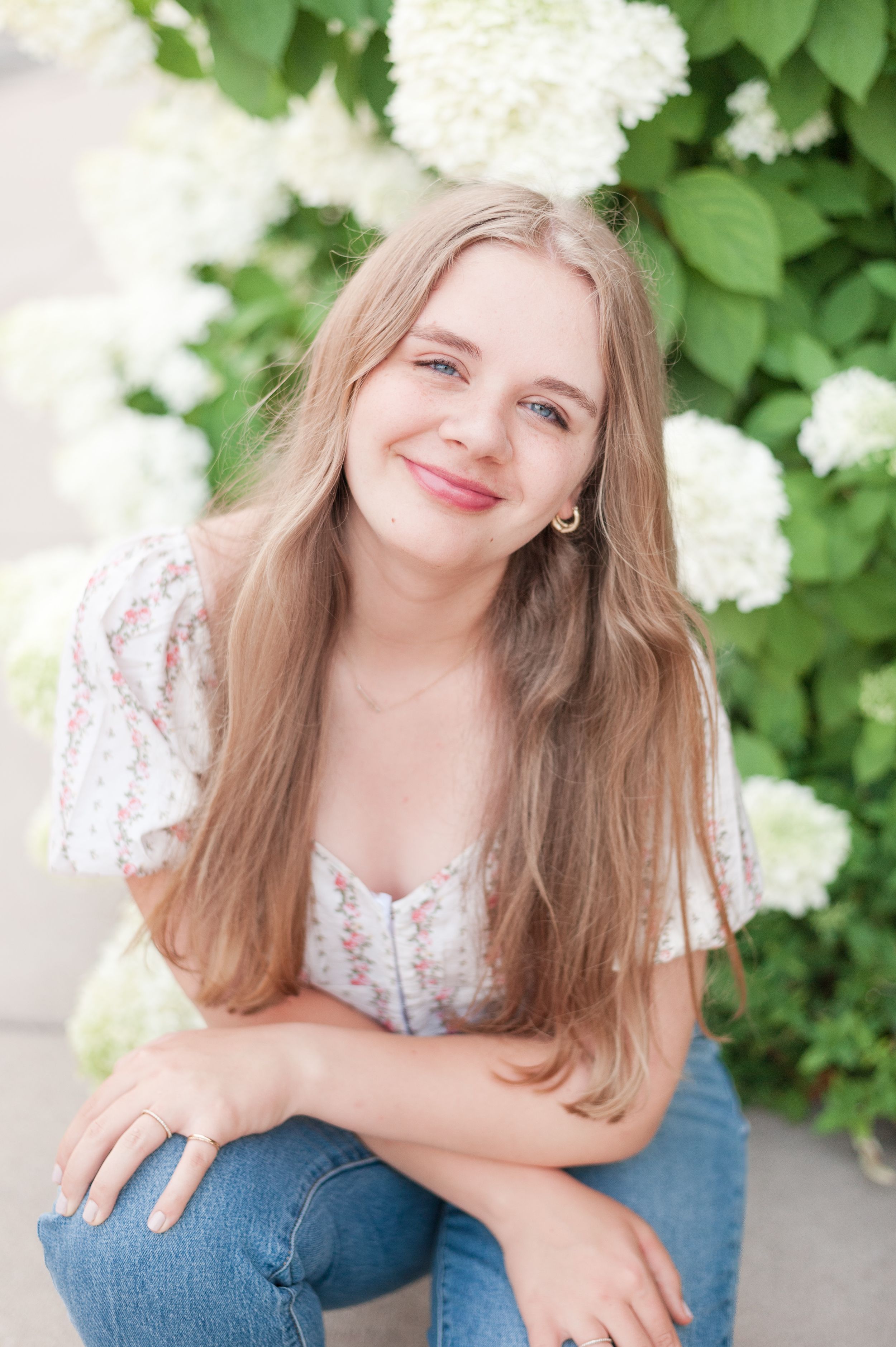Twin Cities Minnesota Photographer, Stillwater, Mahtomedi, Hydrangeas, Florals, High School Senior Photography Session
