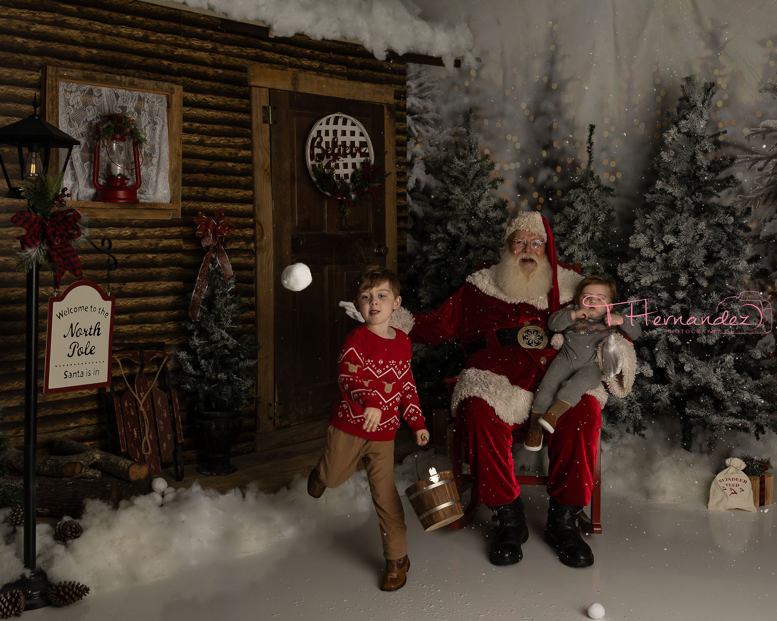 #holidayphotosessions #childrensphotographer #SouthCarolinaphotographer
