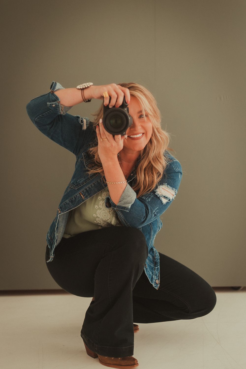 blonde photographer