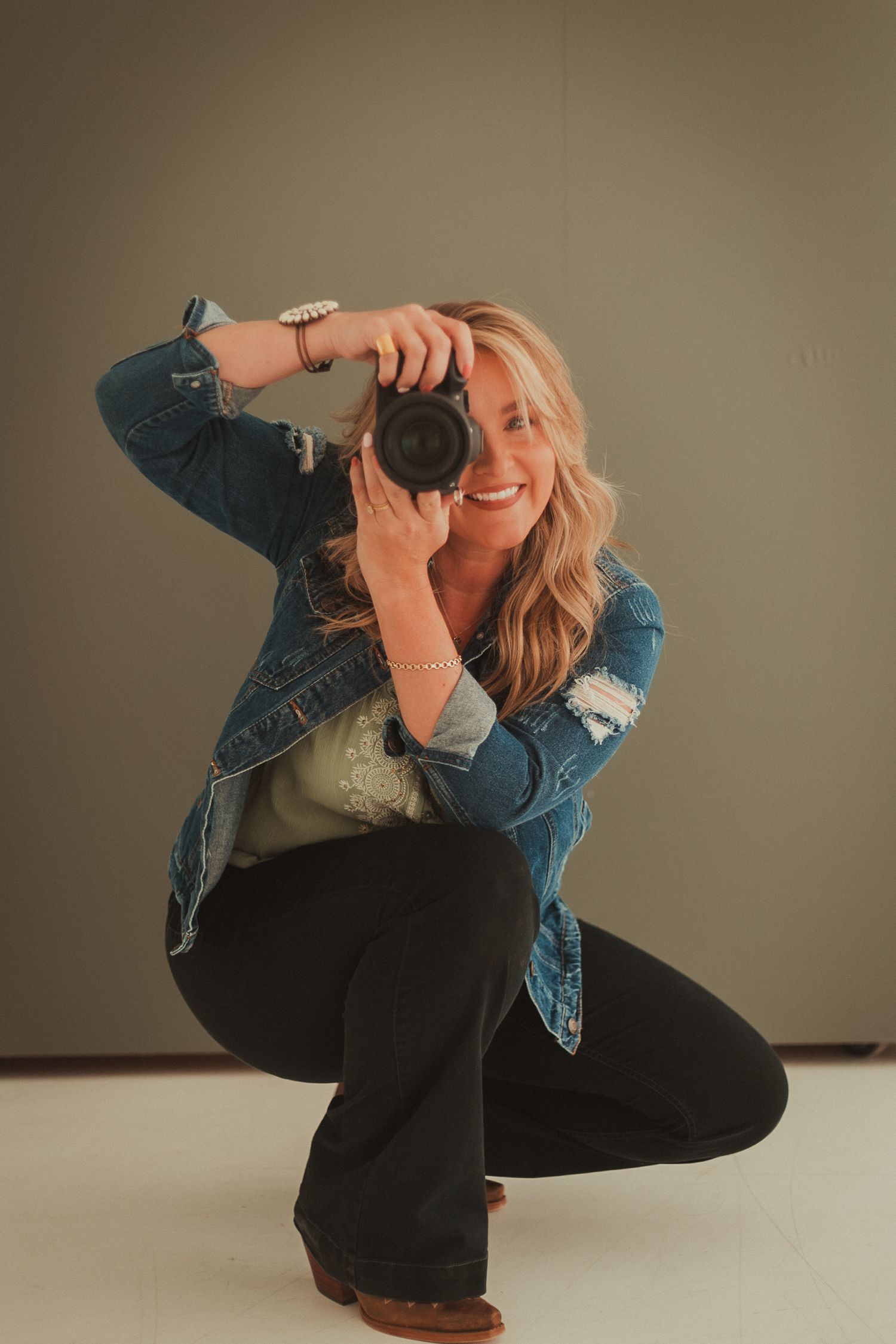 blonde photographer