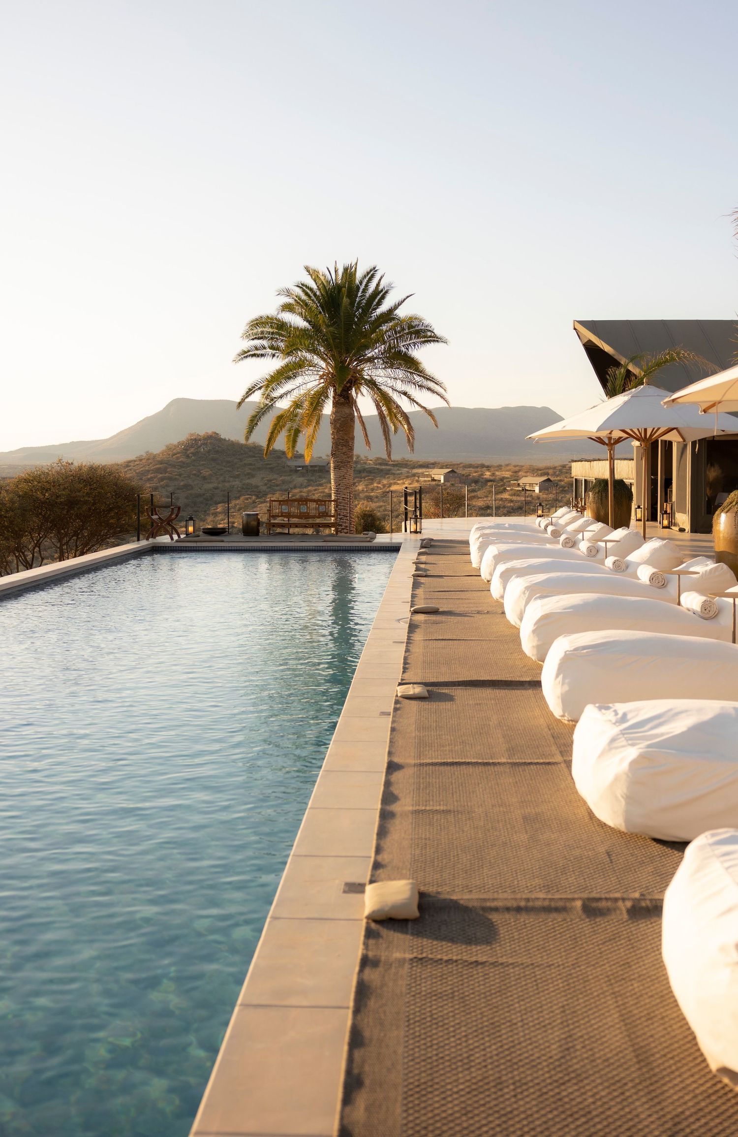 Gmundner Lodge Namibia Crisp and Khaki